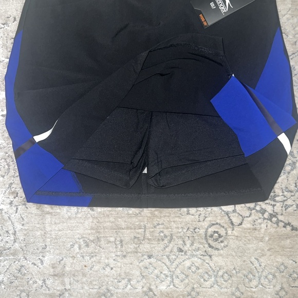 Hydro-Dri women’s golf skort - Picture 3 of 3